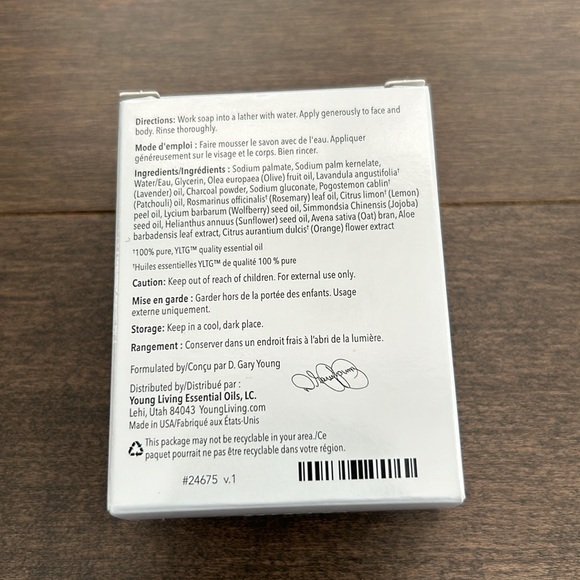 YOUNG LIVING Charcoal Bar Soap, Natural Eco-Friendly Living, Bath Face Skincare - Picture 2 of 5